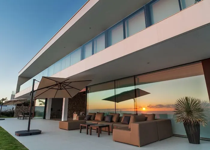 Villa Alkaram de lujo con vistas panorámicas al mar Zahara de los Atunes